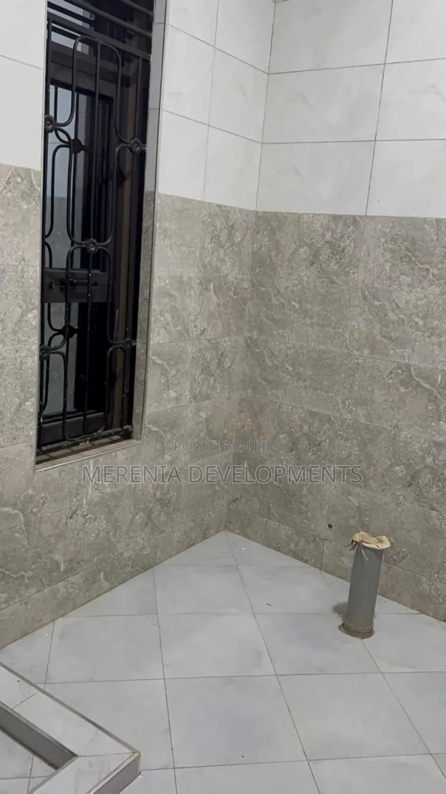 5bdrm House in Kiggo Entebbe Road, Wakiso / Wakiso for sale in Wakiso / Wakiso