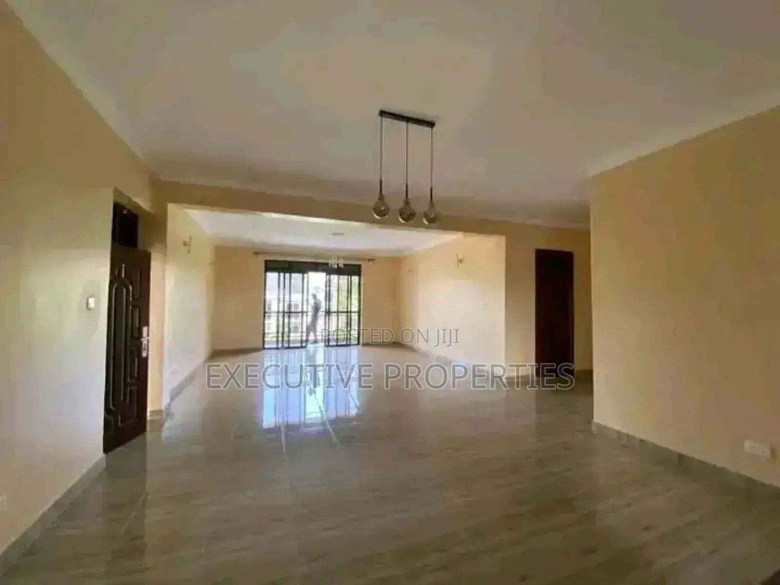 3bdrm Apartment in Muyenga, Central Division for rent in Central Division