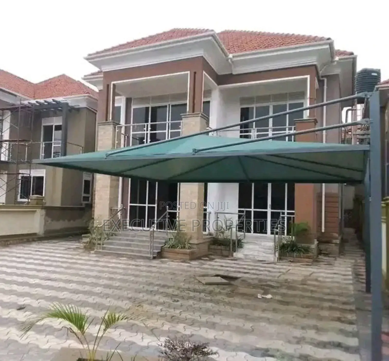 4bdrm Duplex in Buoloobi, Central Division for rent in Central Division