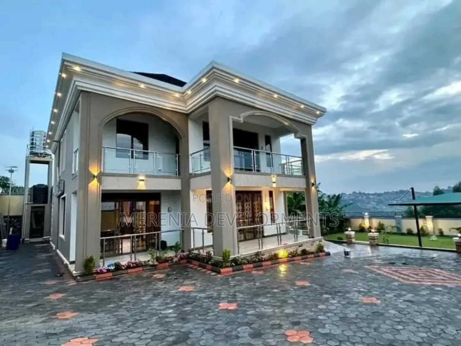 5bdrm House in Bwebajja, Wakiso / Wakiso for sale in Wakiso / Wakiso