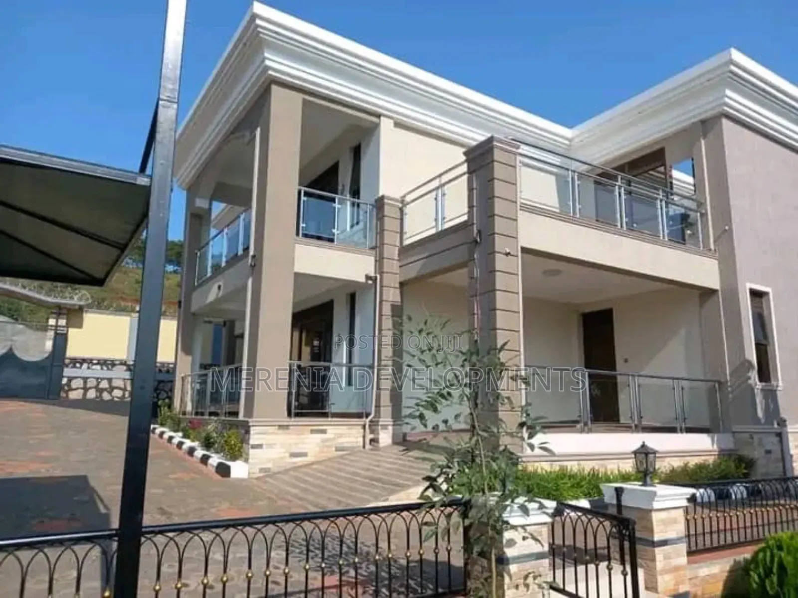 5bdrm House in Bwebajja, Wakiso / Wakiso for sale in Wakiso / Wakiso