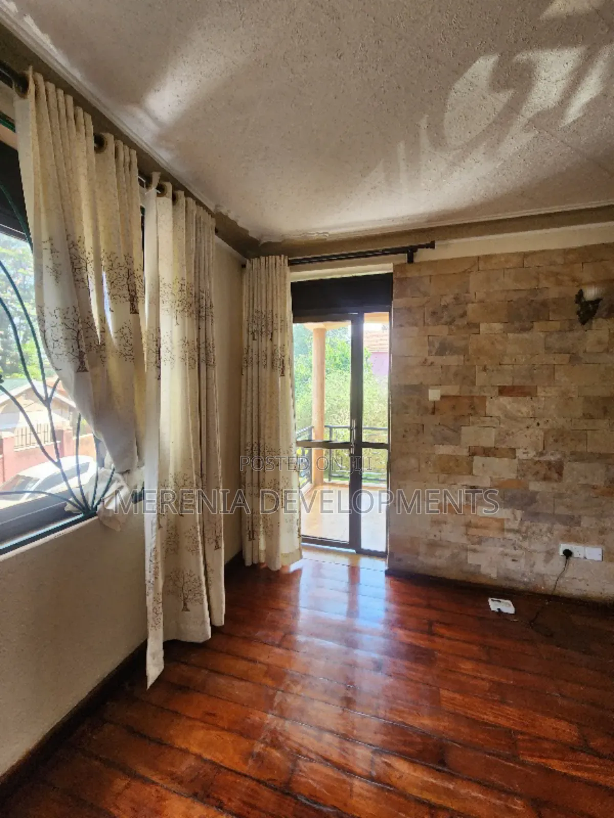 3bdrm Apartment in Nsambya, Makindye for rent in Makindye