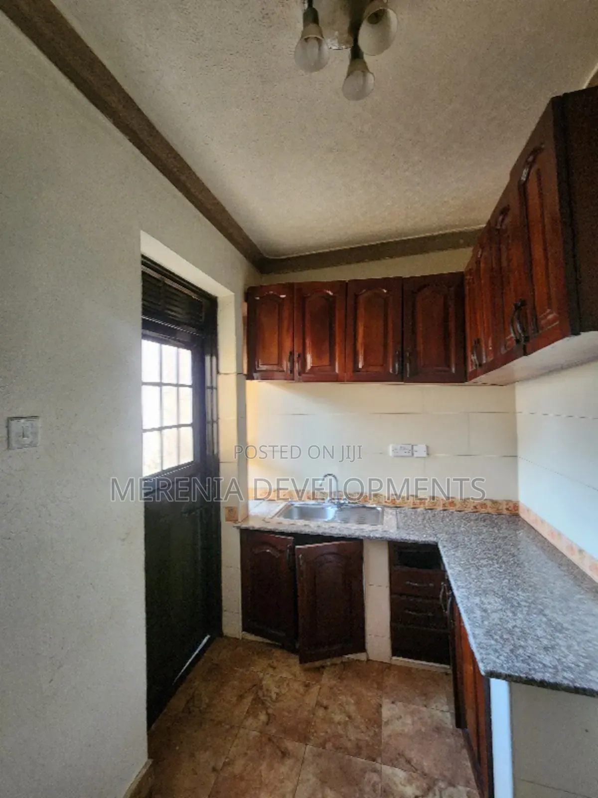 3bdrm Apartment in Nsambya, Makindye for rent in Makindye