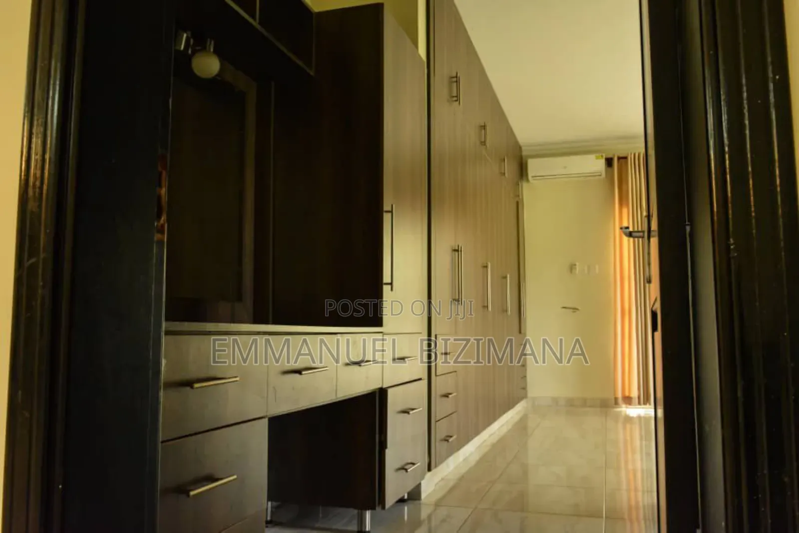 3bdrm Apartment in Kololo, Central Division for sale in Central Division
