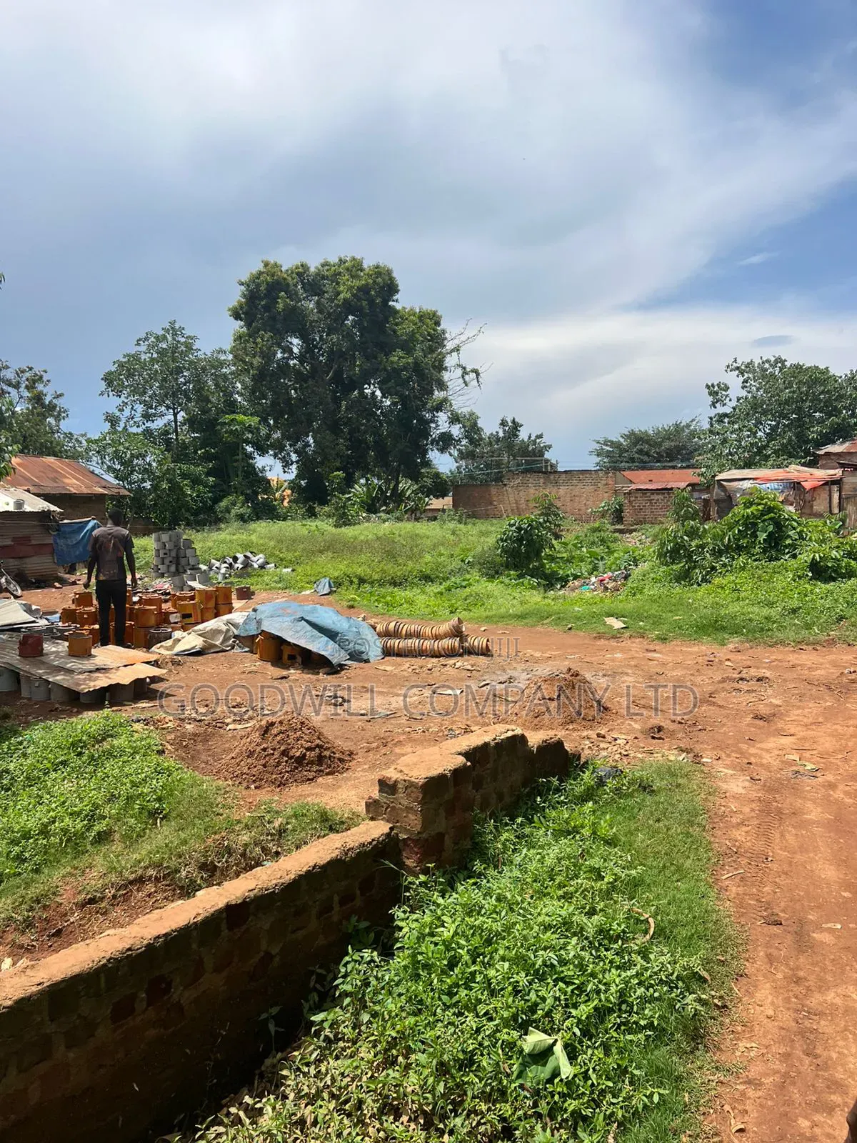 85 Decimals Commercial Plot of Land in Kirinya Bweyogerere in Central Division