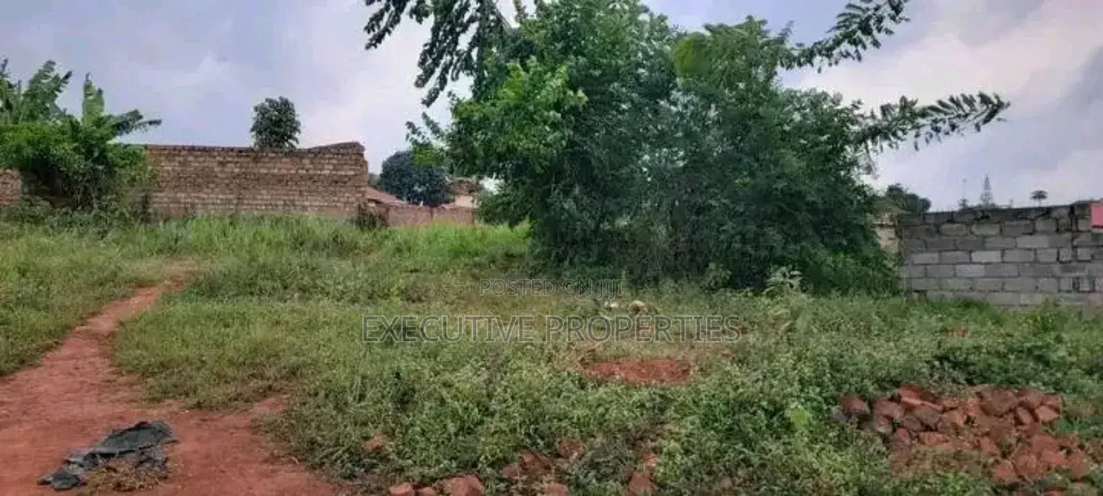 Naalya Plot for Sale on 35 Decimals in Central Division