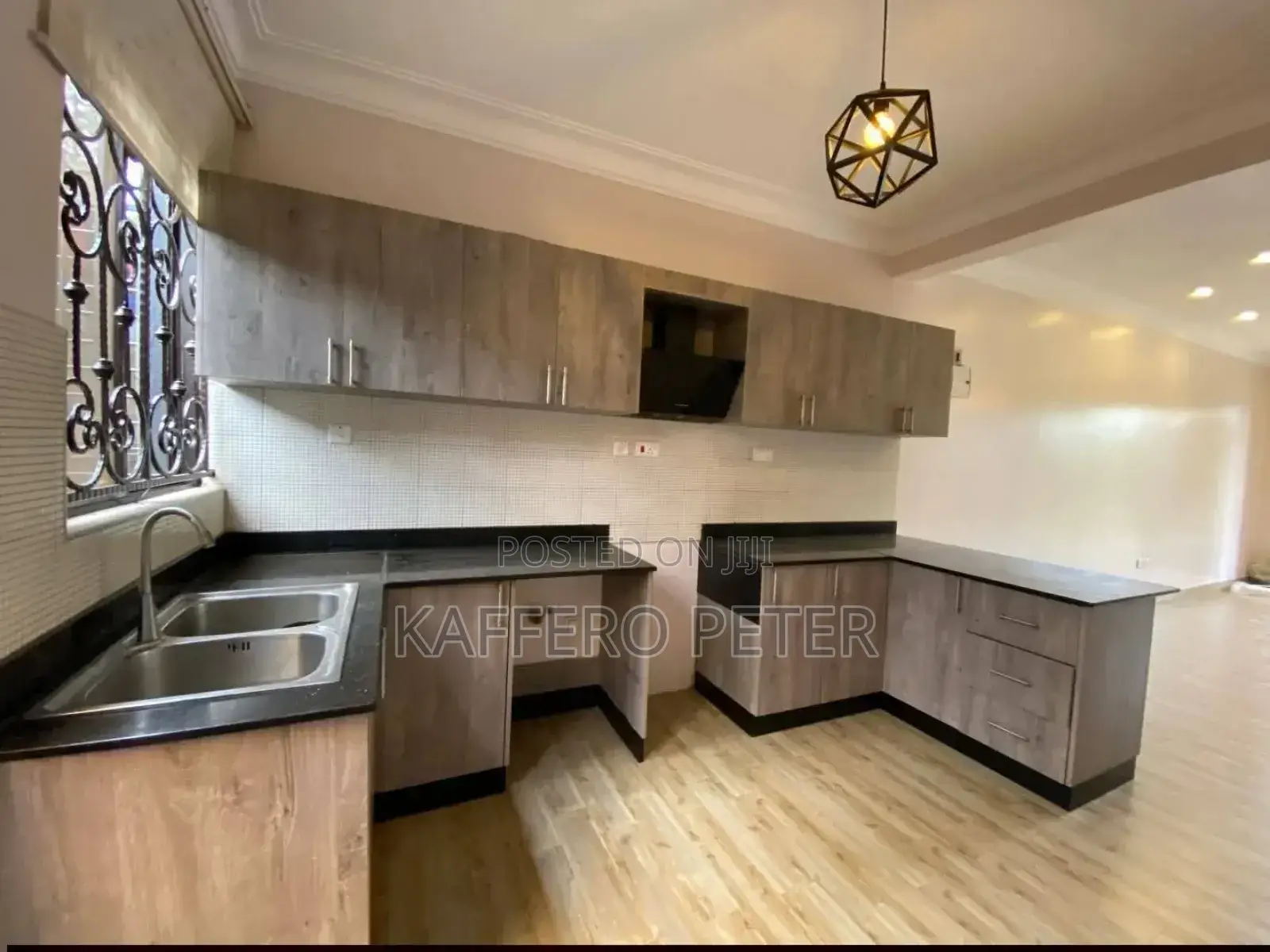 2bdrm House in Kisaasi, Central Division for rent in Central Division