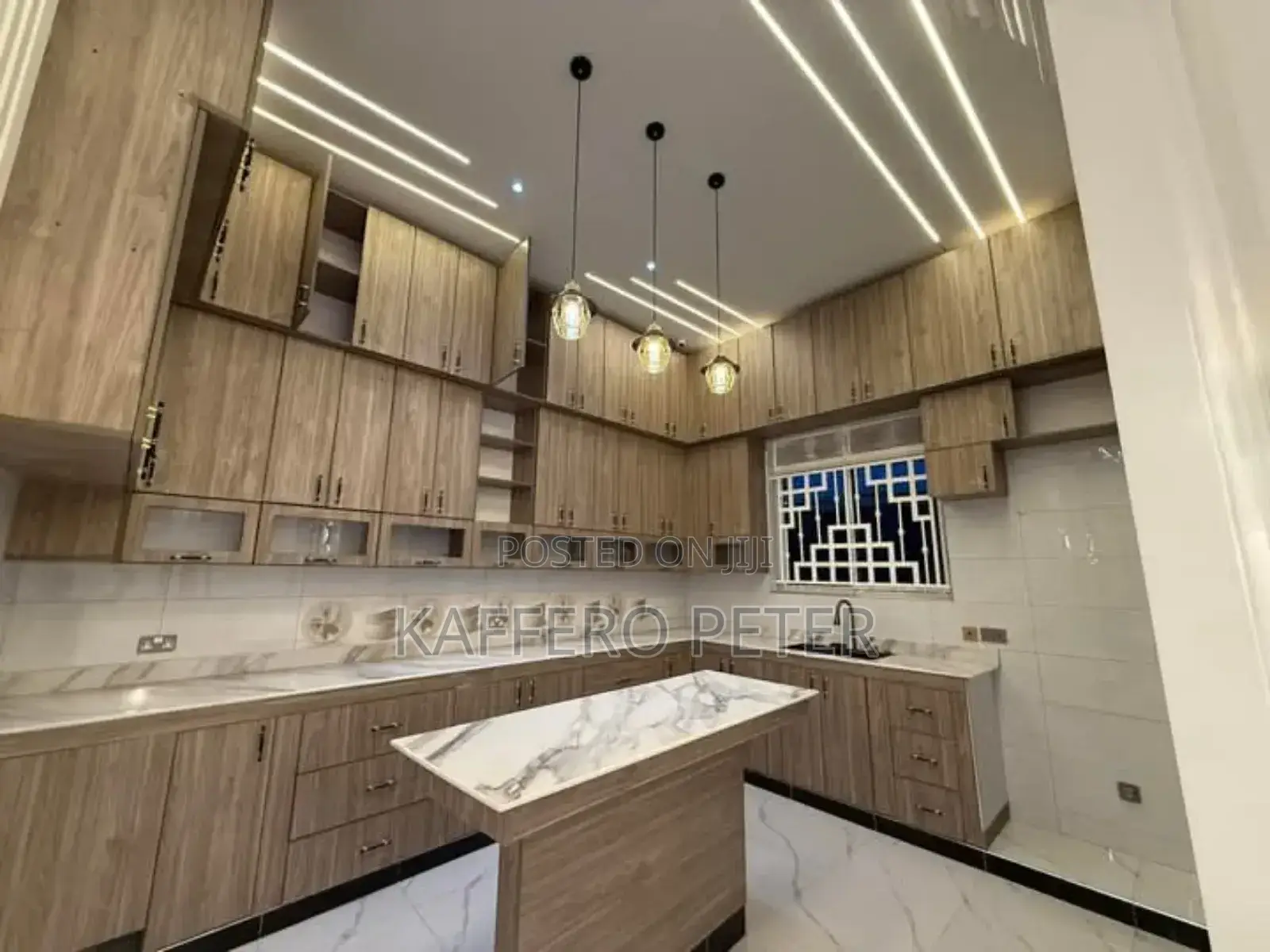 3bdrm House in Standalone Kisaasi, Central Division for rent in Central Division