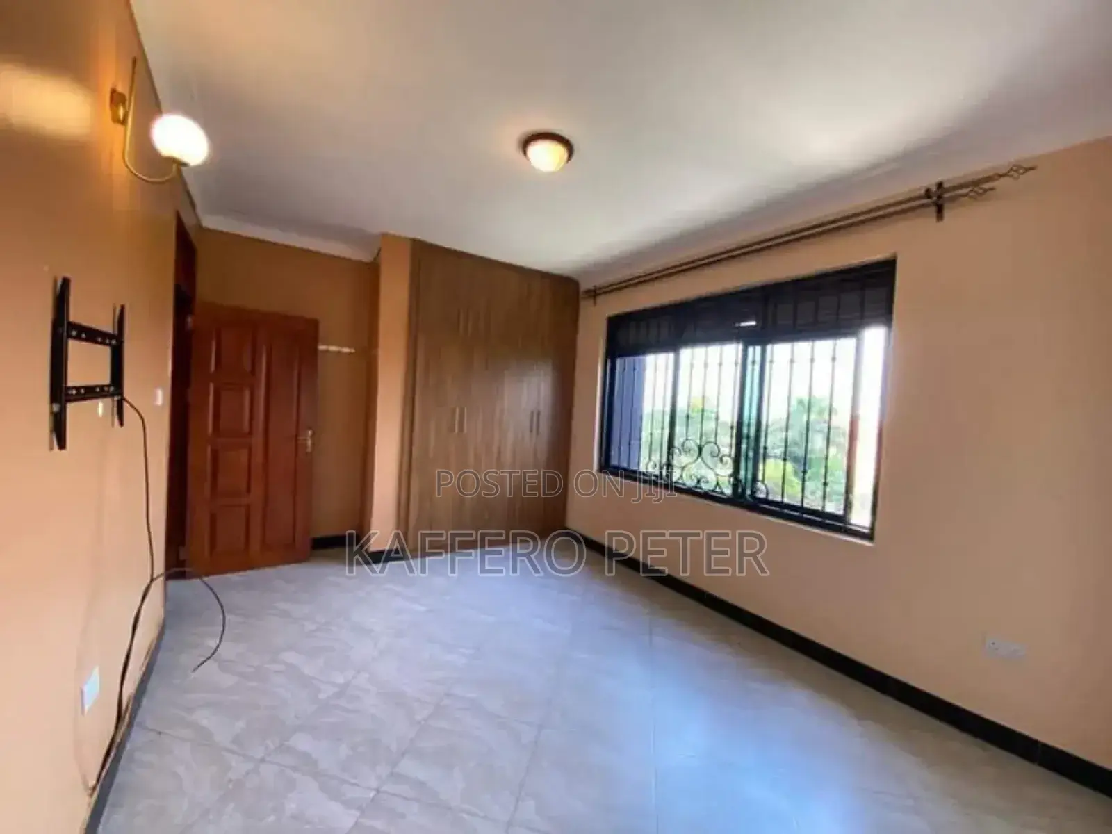 2bdrm House in Kisaasi, Central Division for rent in Central Division