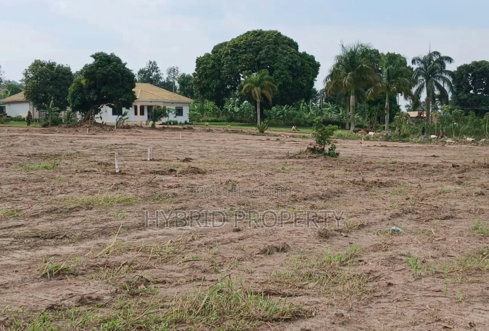 Prime Plots for Sale at Kakiri Town Tarmac View Mega Estate~Hoima Rd in Kakiri