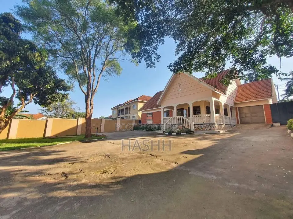 4bdrm House in Muyenga, Central Division for rent in Central Division