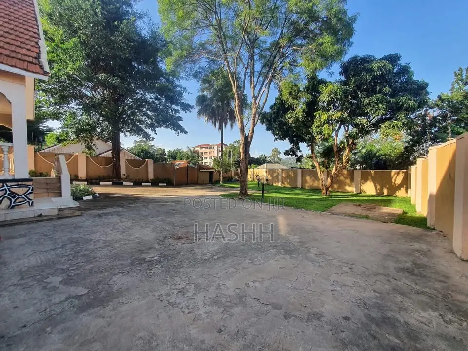 4bdrm House in Muyenga, Central Division for rent in Central Division