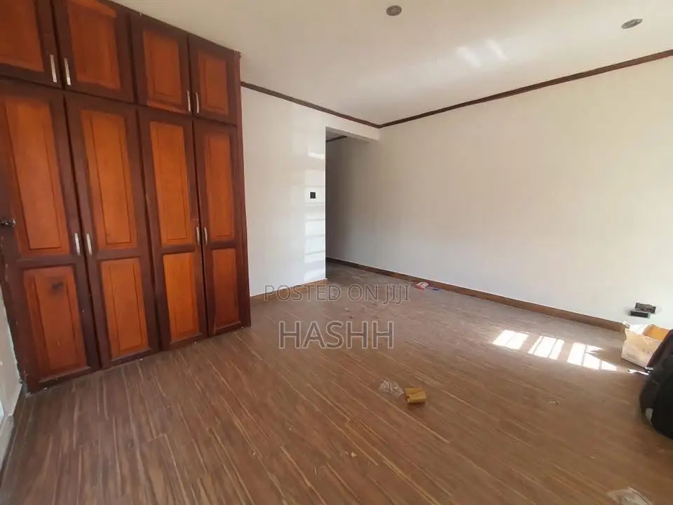 4bdrm Duplex in Muyenga, Central Division for rent in Central Division