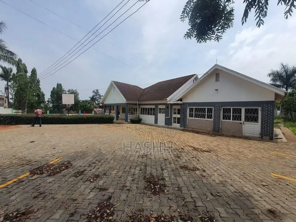 4bdrm House in Buziga, Makindye for rent in Makindye