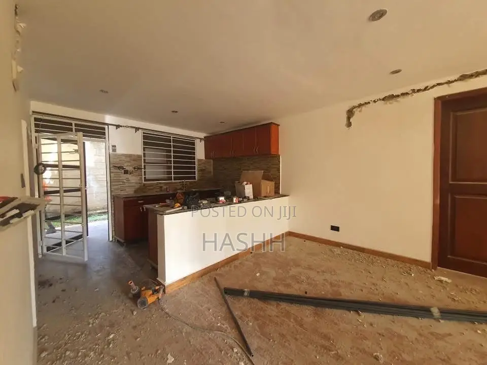 3bdrm Apartment in Muyunyo, Makindye for rent in Makindye