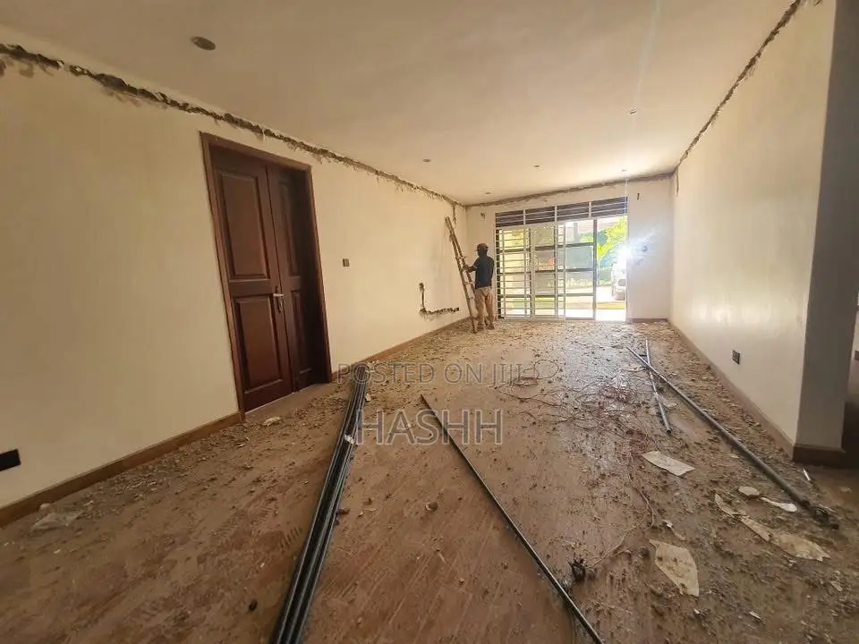 3bdrm Apartment in Muyunyo, Makindye for rent in Makindye