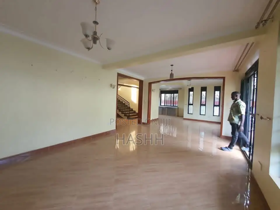 4bdrm Duplex in Muyenga, Central Division for rent in Central Division