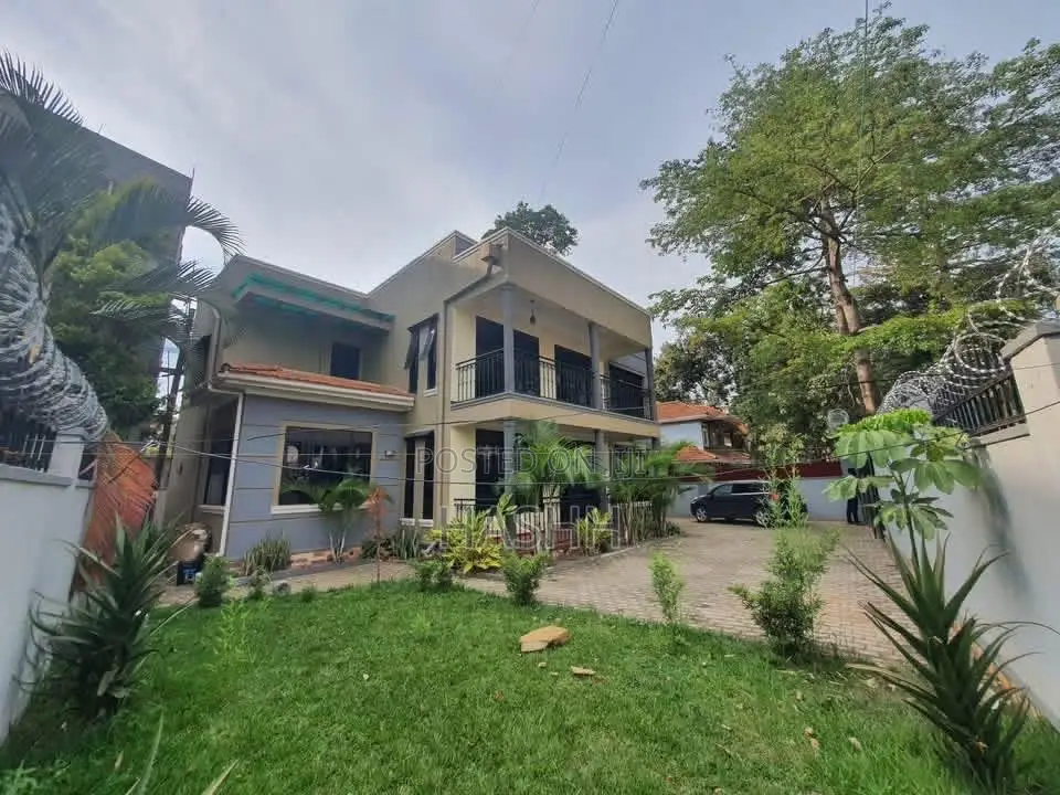 4bdrm Duplex in Muyenga, Central Division for rent in Central Division