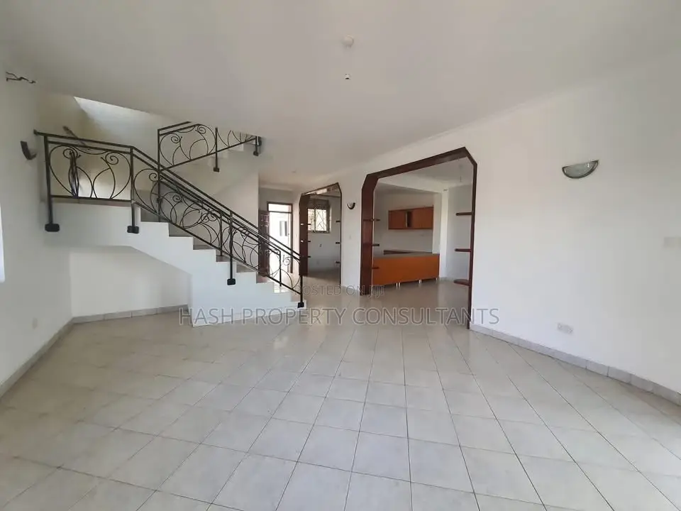 5bdrm Bungalow in Buziga, Makindye for rent in Makindye