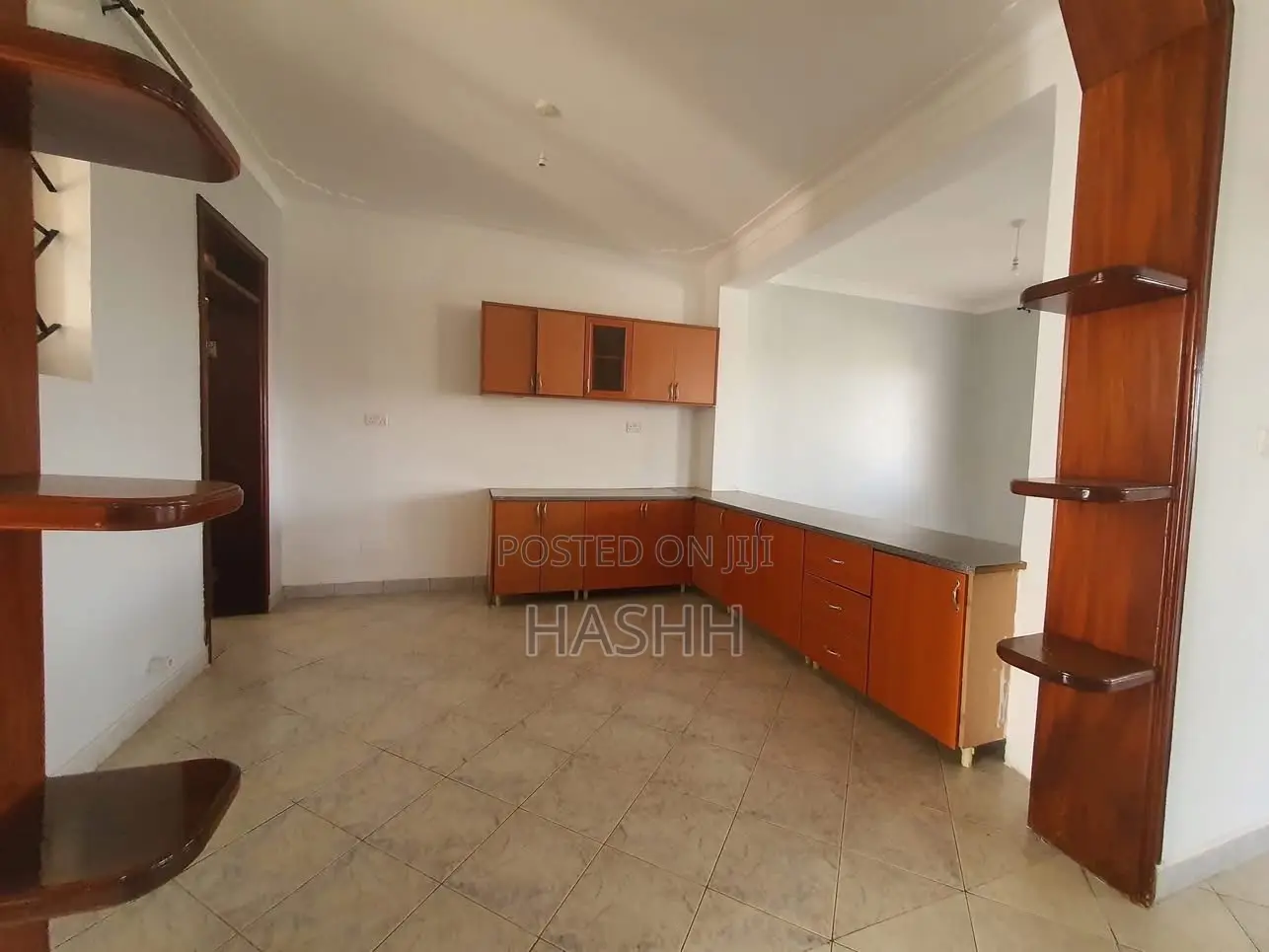 5bdrm Bungalow in Buziga, Makindye for rent in Makindye