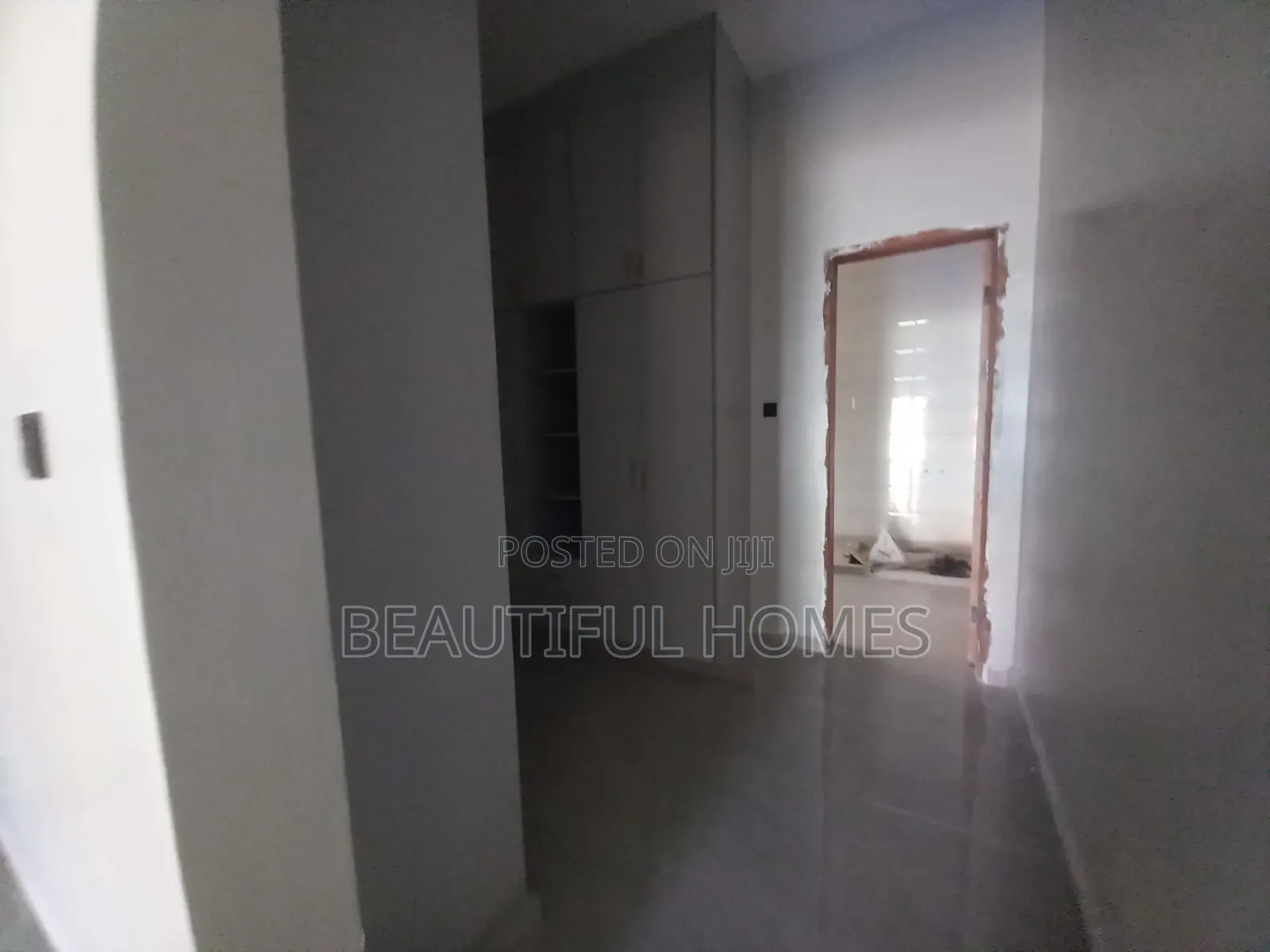Furnished 5bdrm Bungalow in Kira for sale in Kira