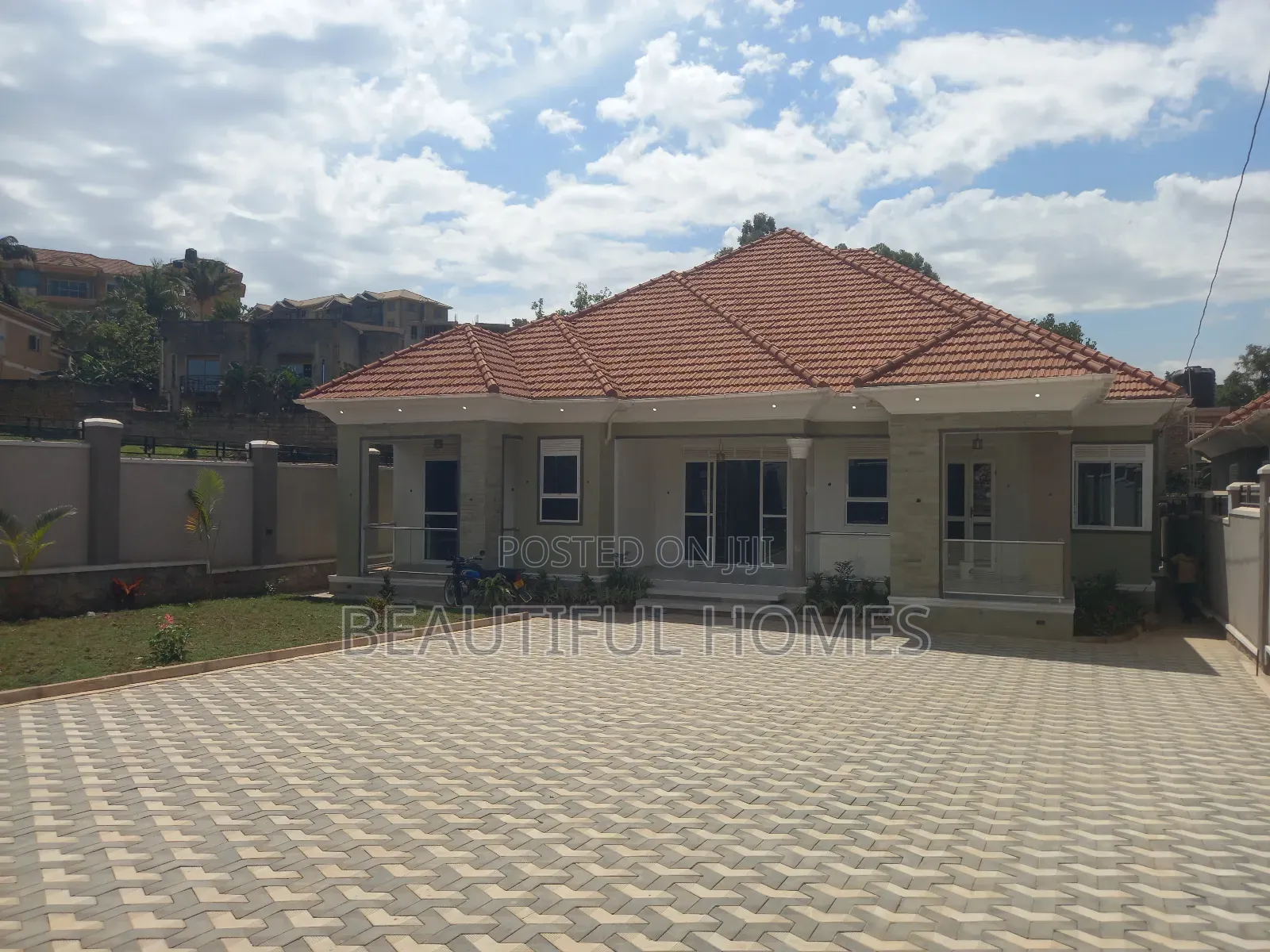 Furnished 5bdrm House in Kira for sale in Kira
