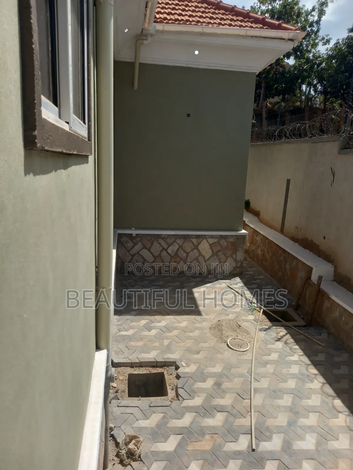 Furnished 5bdrm House in Kira for sale in Kira