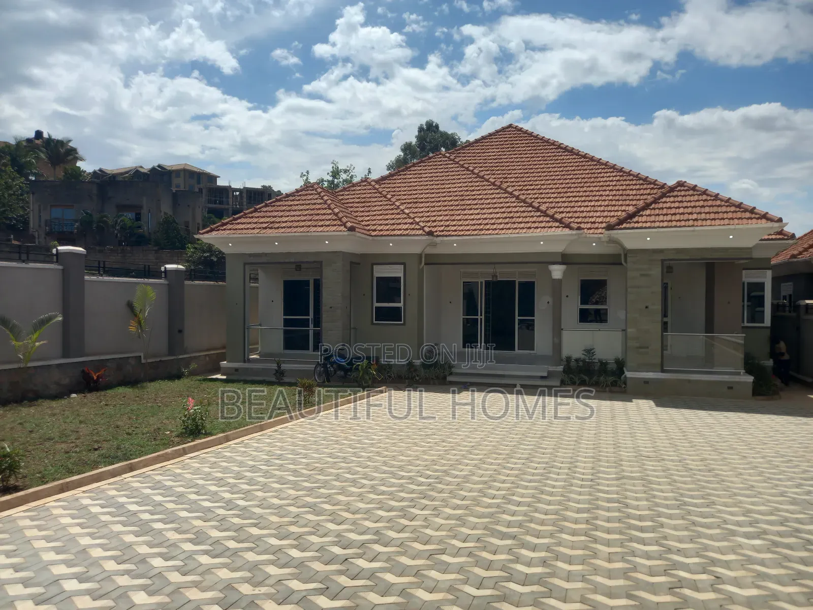 Furnished 5bdrm House in Kira for sale in Kira
