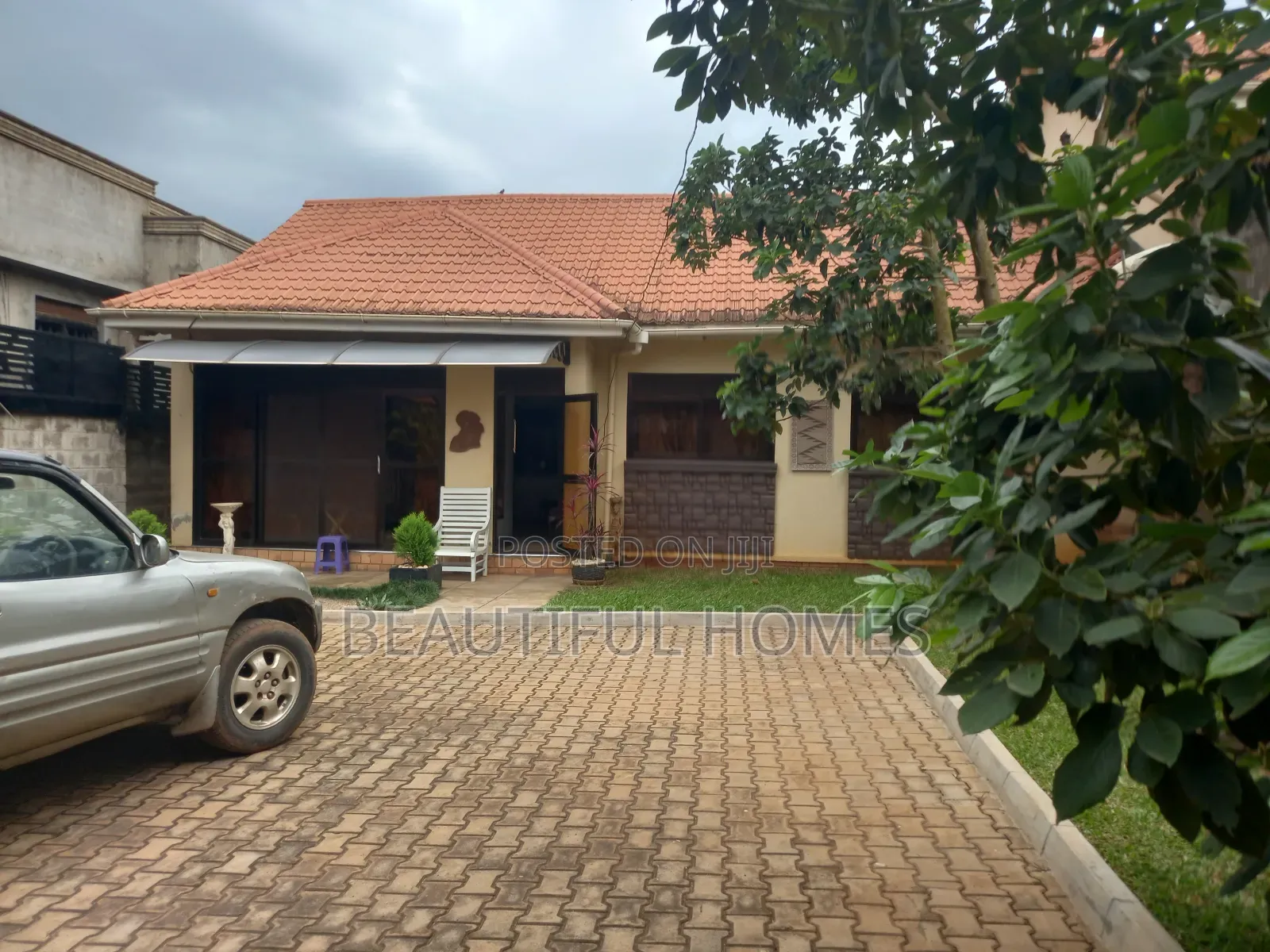 Furnished 4bdrm House in Kira for sale in Kira