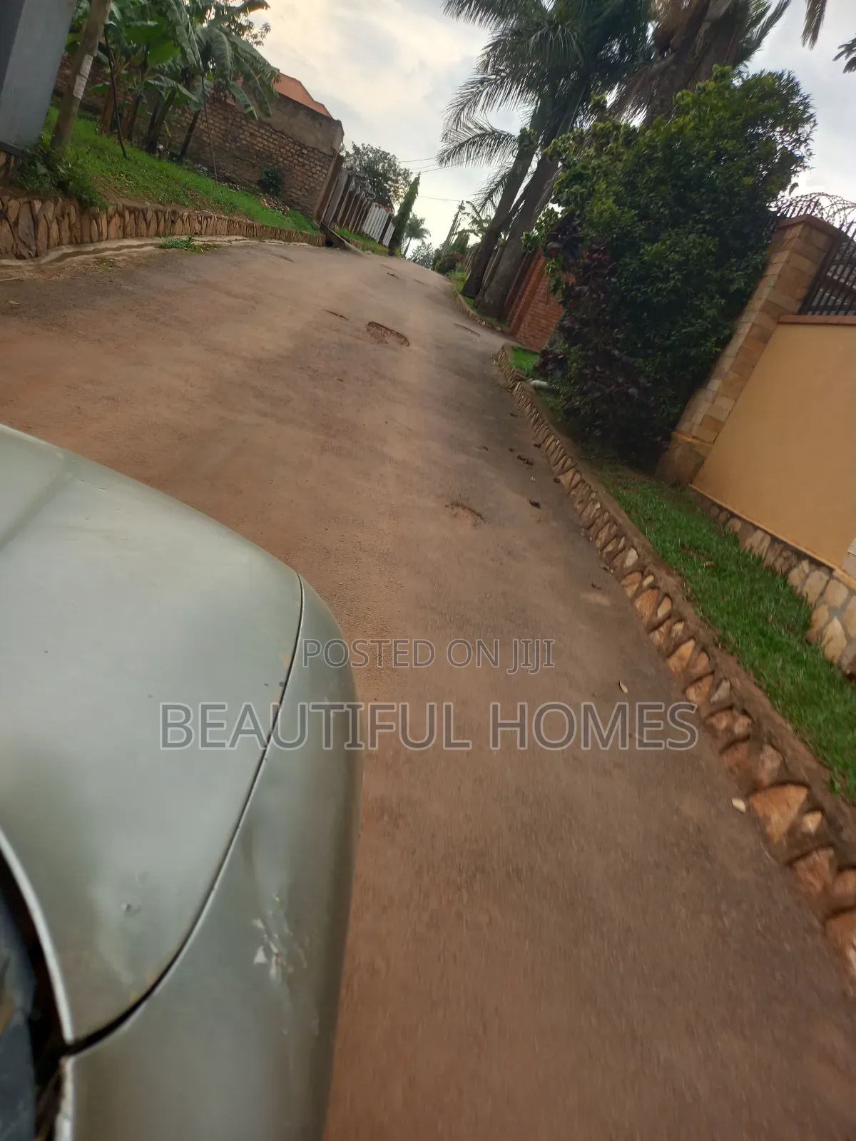 Furnished 4bdrm House in Kira for sale in Kira