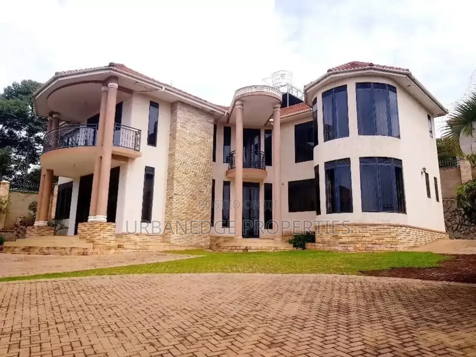 6bdrm Mansion in Bugolobi, Central Division for rent in Central Division