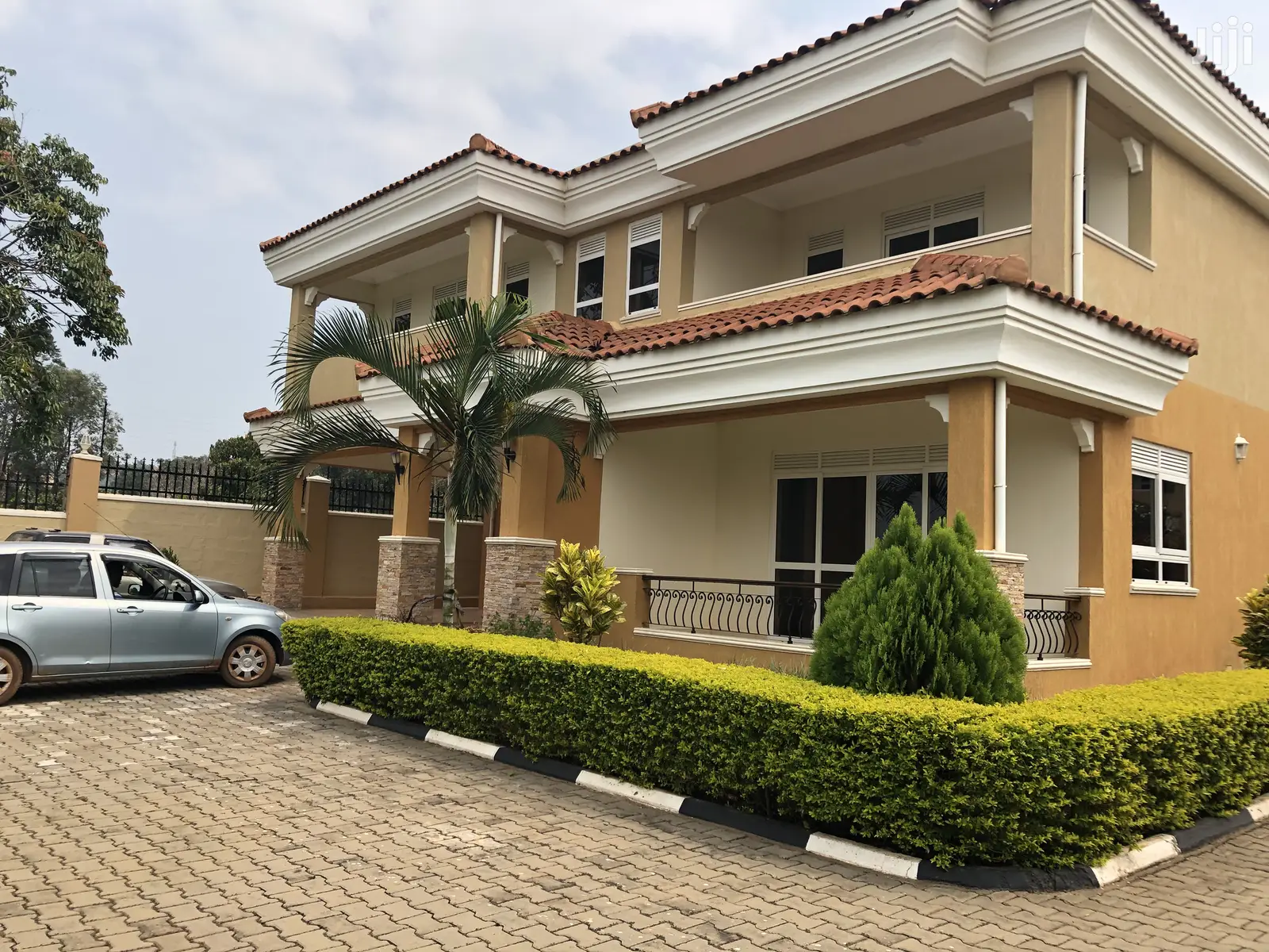 Munyonyo Mansion on Sale Near Speke Resort in Kampala