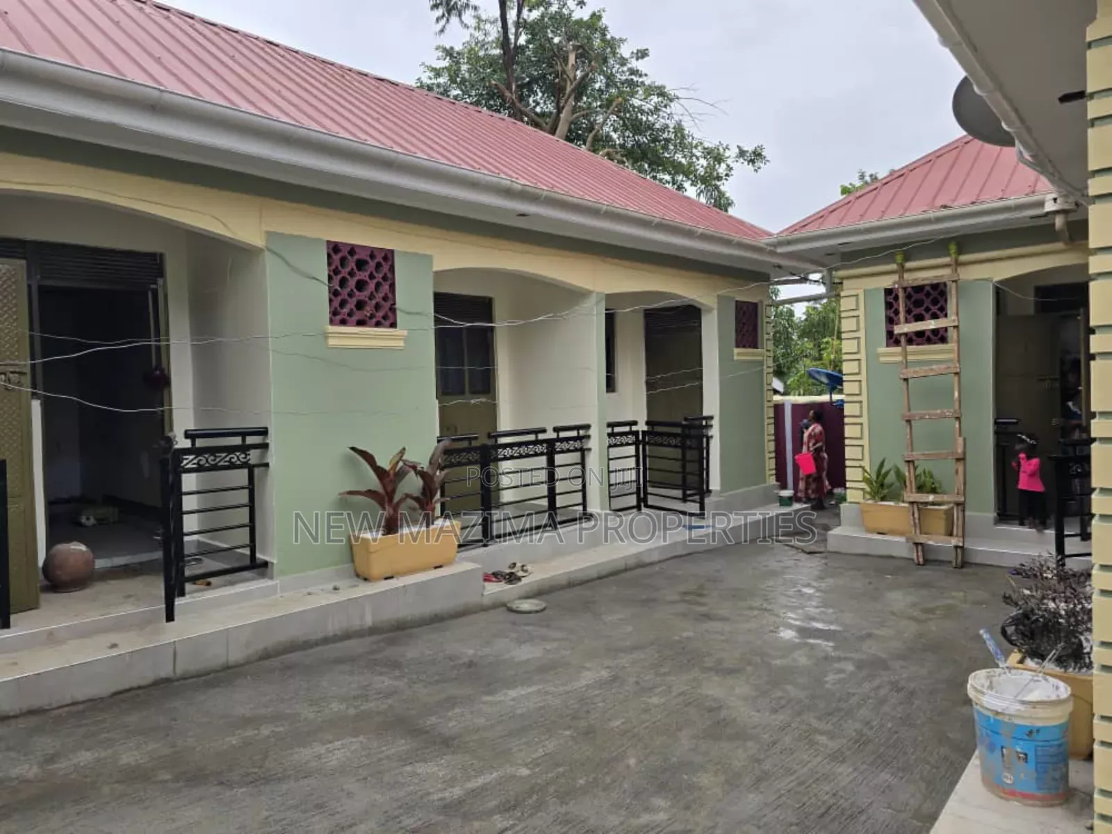 5bdrm House in Nansana Heights, Central Division for sale in Central Division