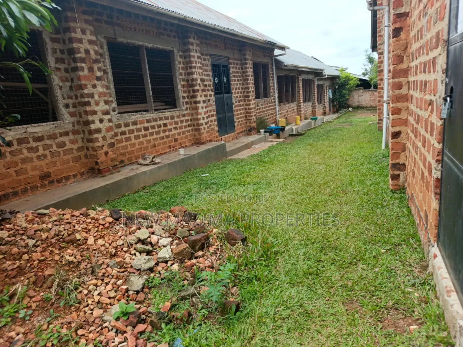 Poultry Farm With Three Structures on Quicksale in Mukono Namayuba in Central Division