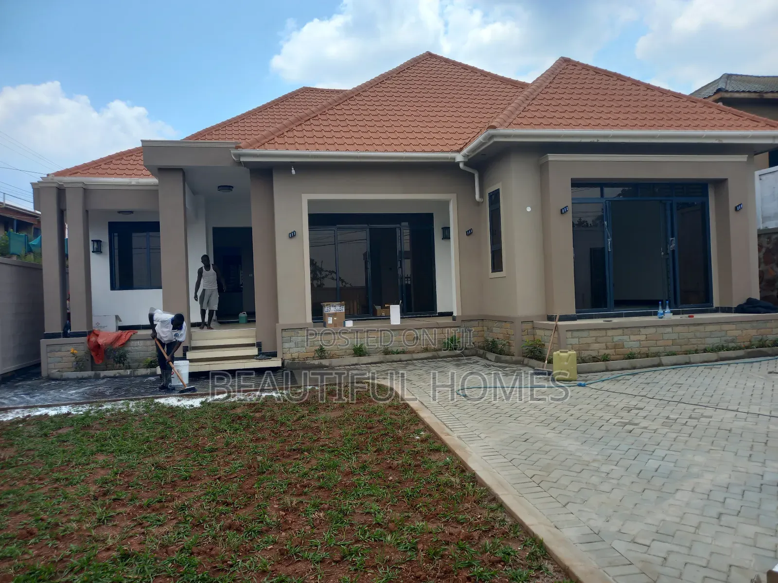Furnished 4bdrm House in Kira for sale in Kira