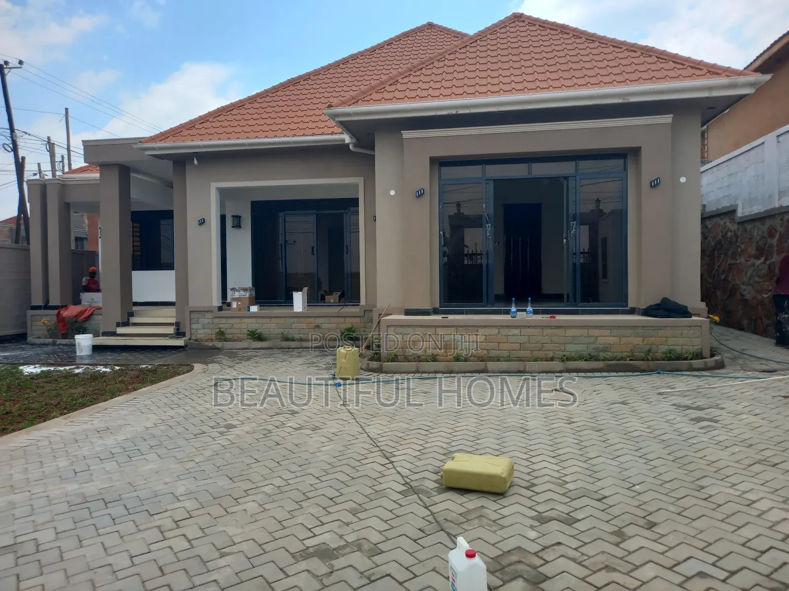 Furnished 4bdrm House in Kira for sale in Kira