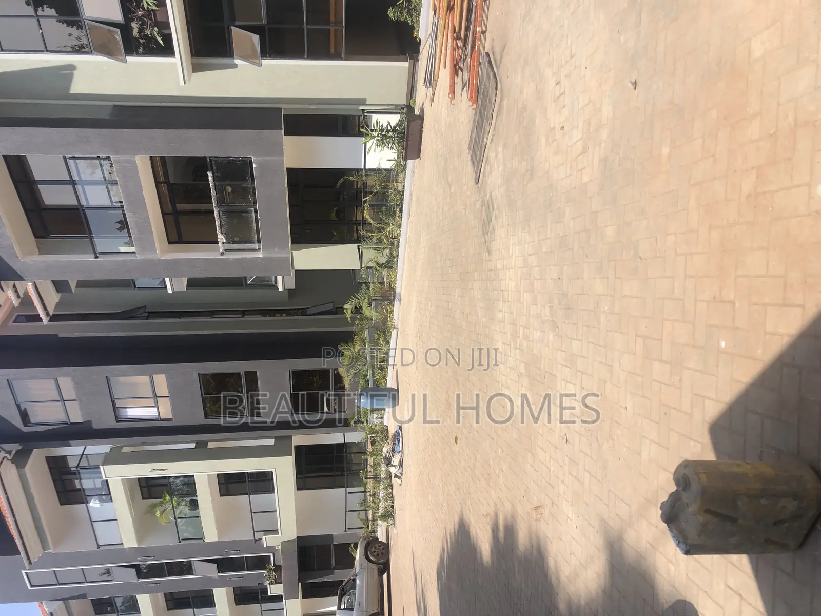 Furnished 2bdrm Apartment in Kisaasi, Nakawa for sale in Nakawa