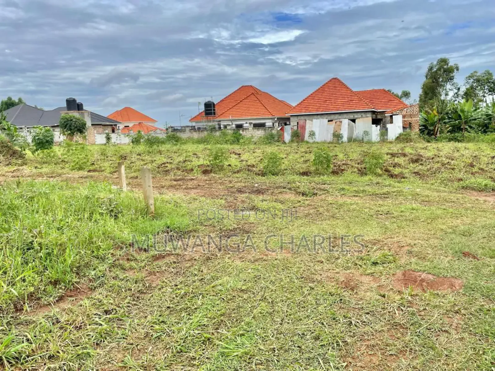 Plots on Sale in Kira Near Main in Central Division