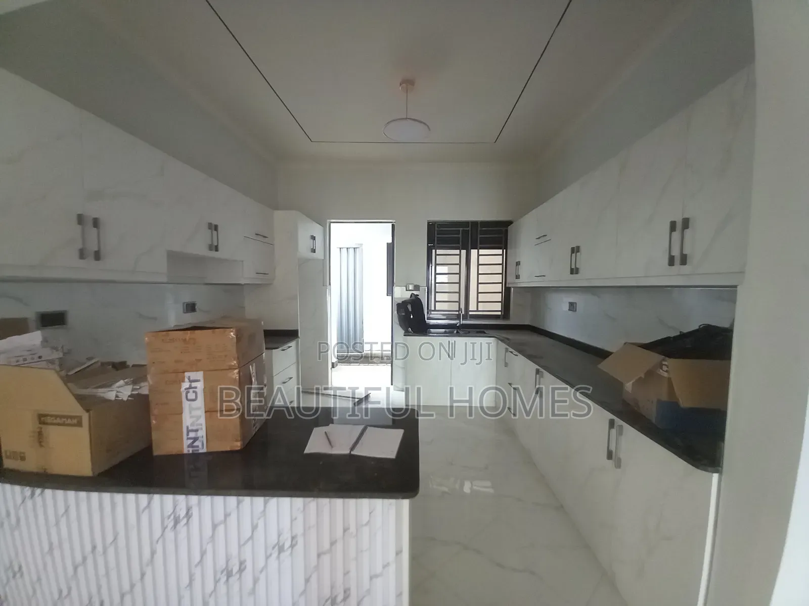 Furnished 4bdrm Bungalow in Kira for sale in Kira