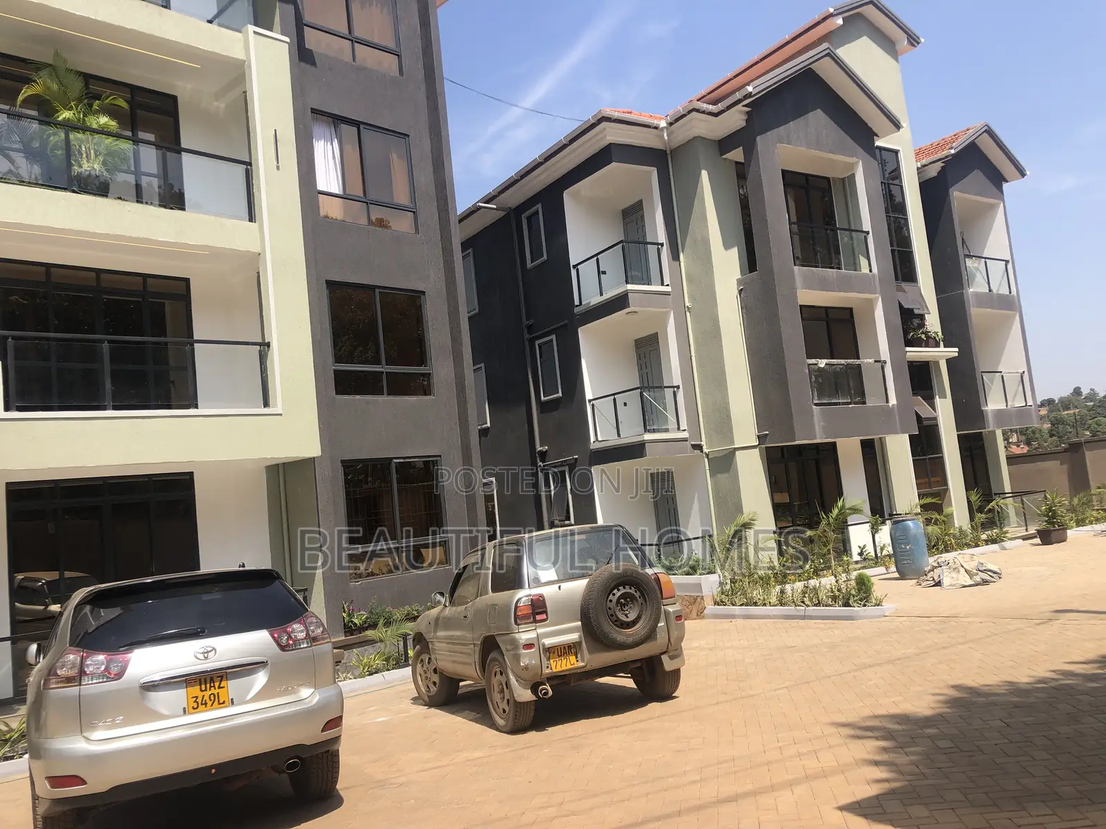 Furnished 2bdrm Block of Flats in Kisaasi, Central Division for sale in Central Division