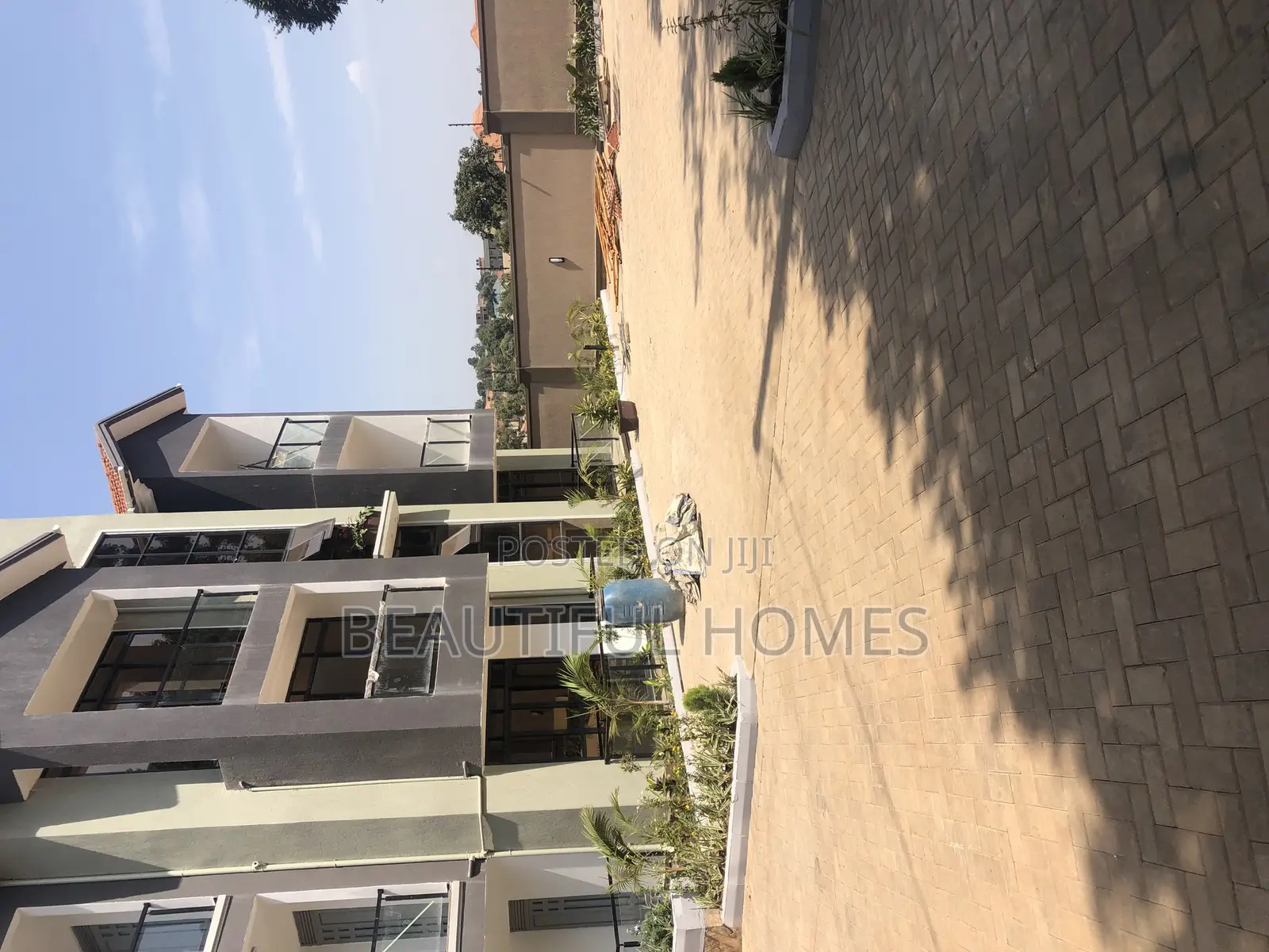 Furnished 2bdrm Apartment in Kisaasi, Nakawa for sale in Nakawa