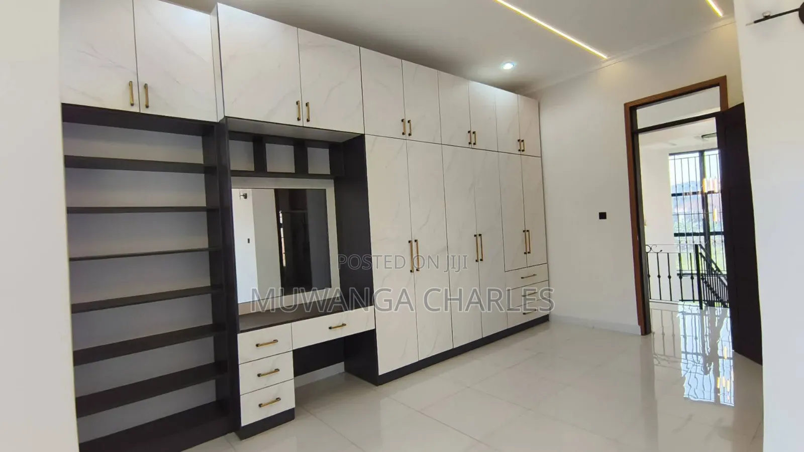 5bdrm Duplex in Fs Properties Ltd, Nakawa for sale in Nakawa