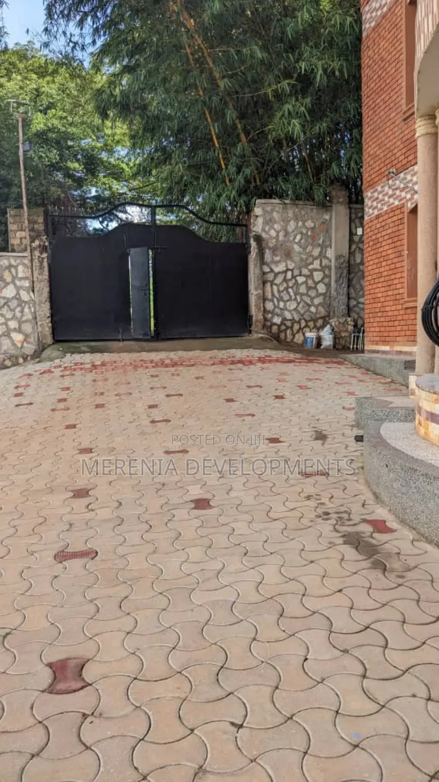 3bdrm Apartment in Munyonyo, Makindye for rent in Makindye