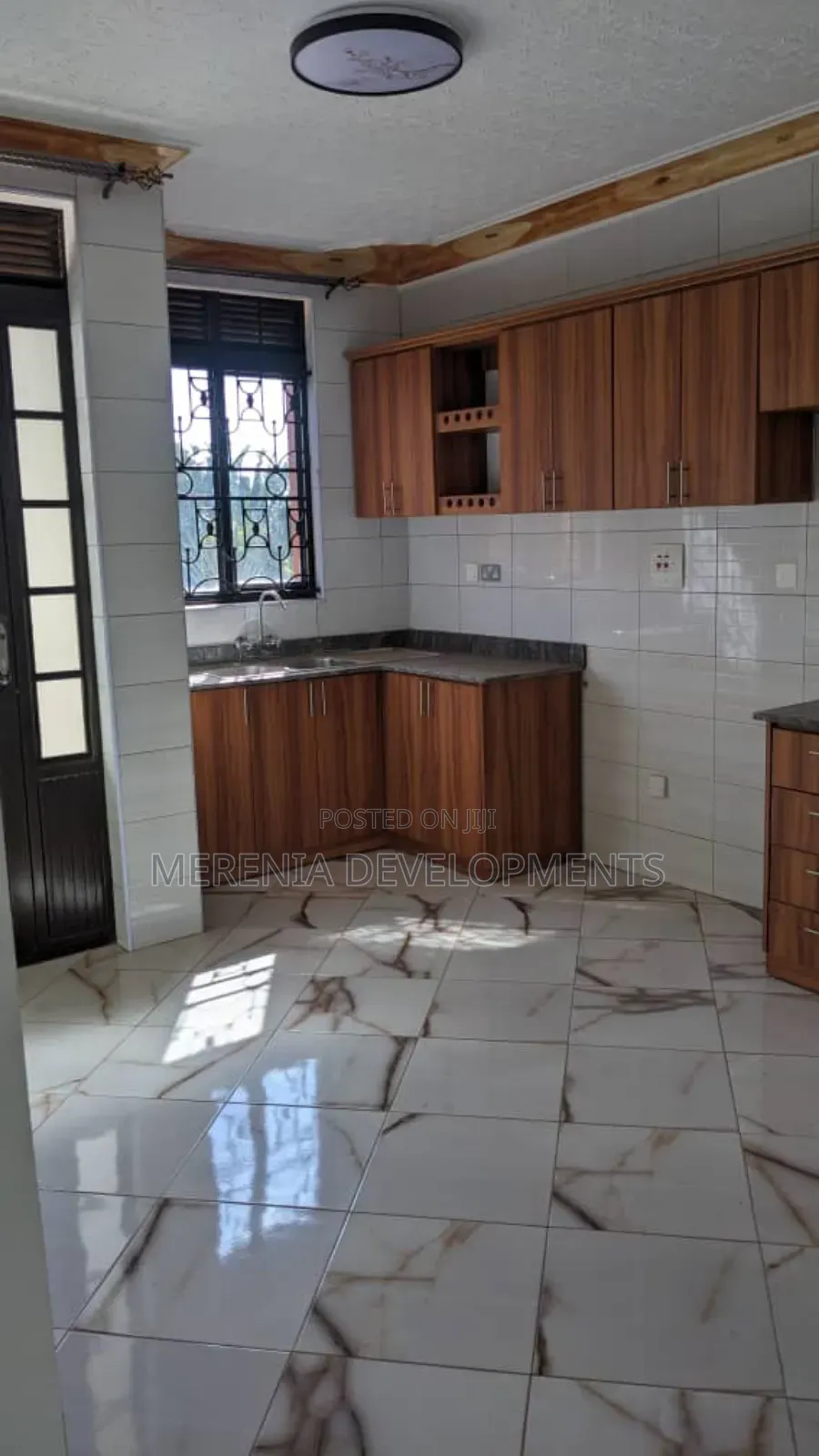 3bdrm Apartment in Munyonyo, Makindye for rent in Makindye