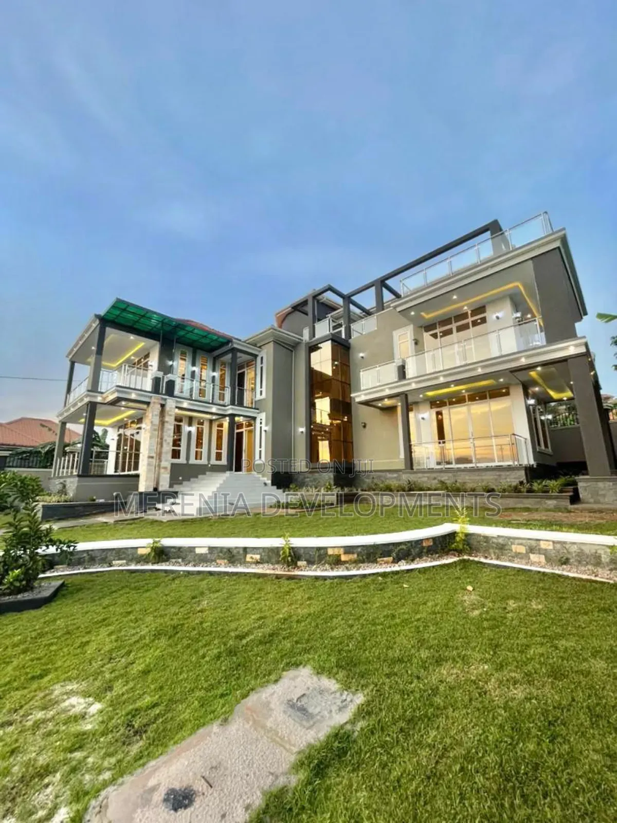6bdrm House in Bwebajja, Wakiso / Wakiso for sale in Wakiso / Wakiso
