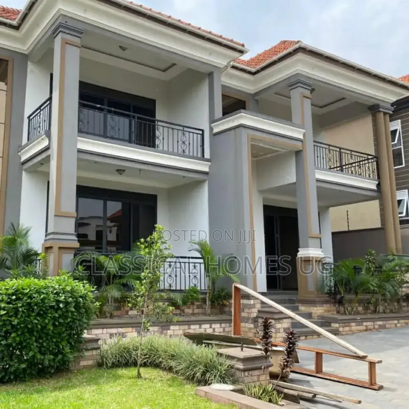 5bdrm Duplex in Lubowa Entebbe Road, Central Division for rent in Central Division