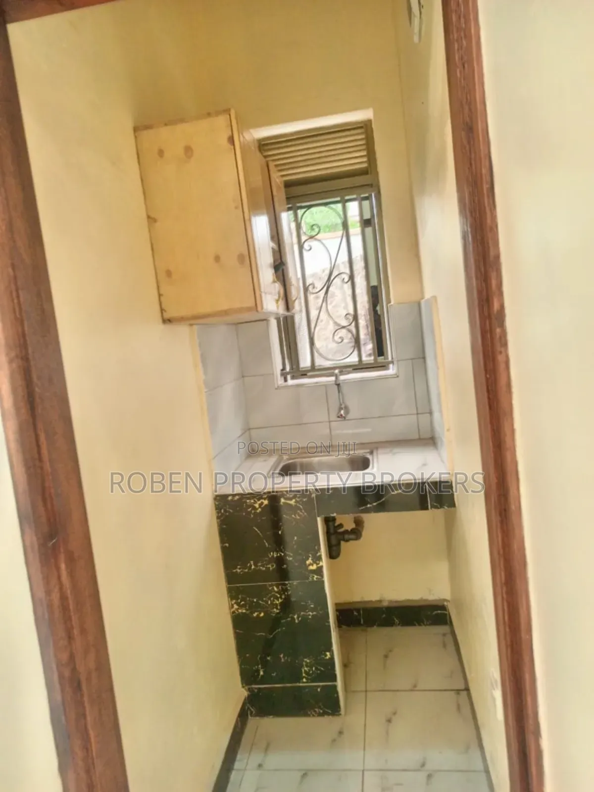 1bdrm House in Roben Real Property, Nakawa for rent in Nakawa
