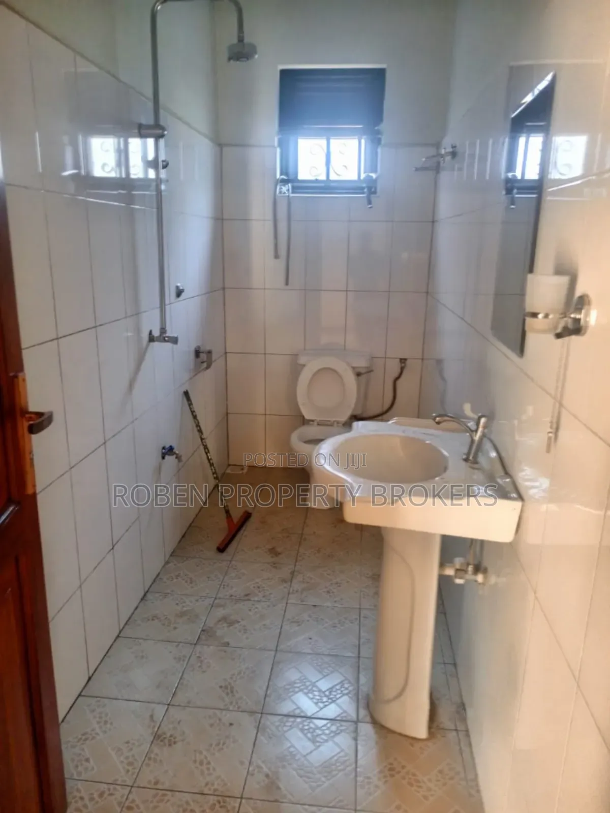 1bdrm House in Roben Real Property, Nakawa for rent in Nakawa