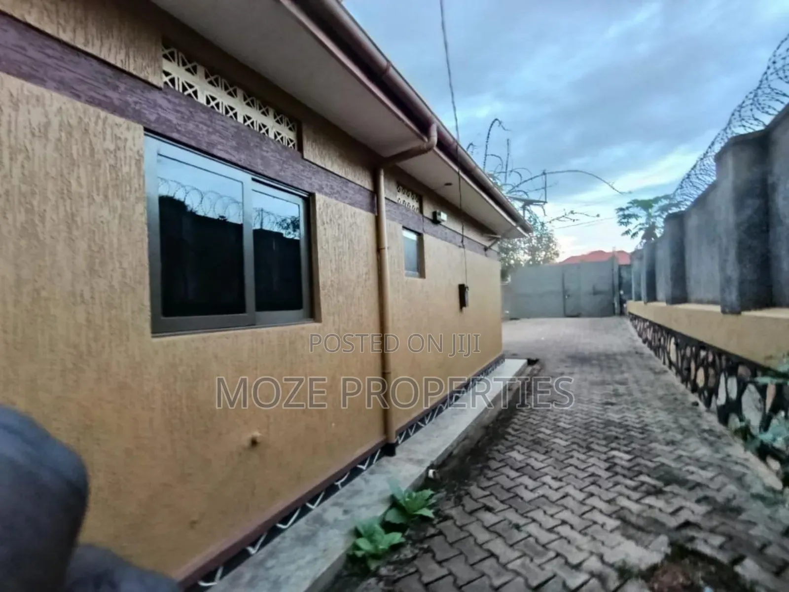 4bdrm House in Central Division for sale in Central Division