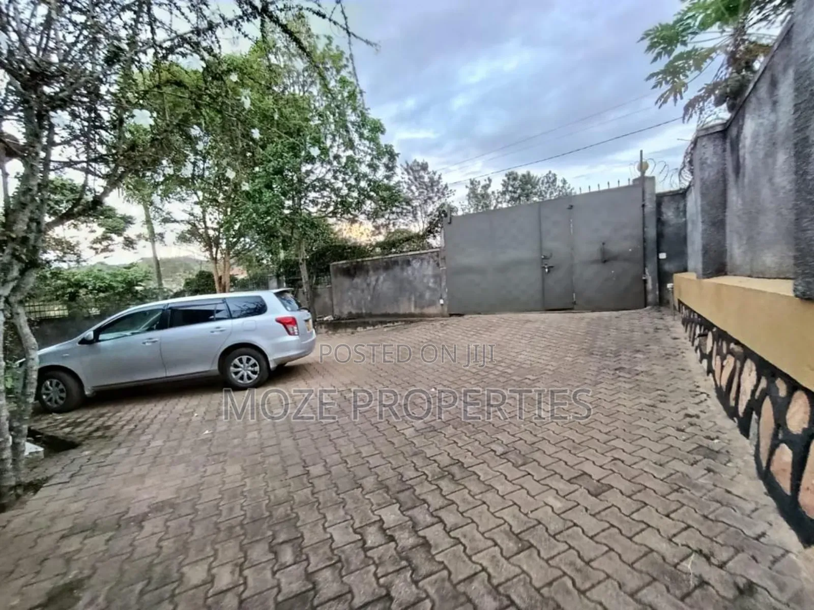 4bdrm House in Central Division for sale in Central Division